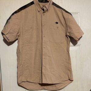 Mossy Oak Men's Casual Button Down Shirt -‎ Tan and Black